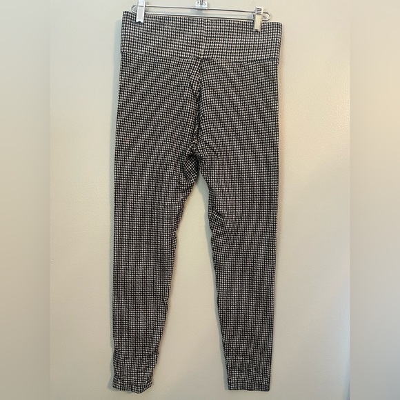LOFT Lou & Grey Houndstooth Ponte Leggings Size M - Picture 4 of 11